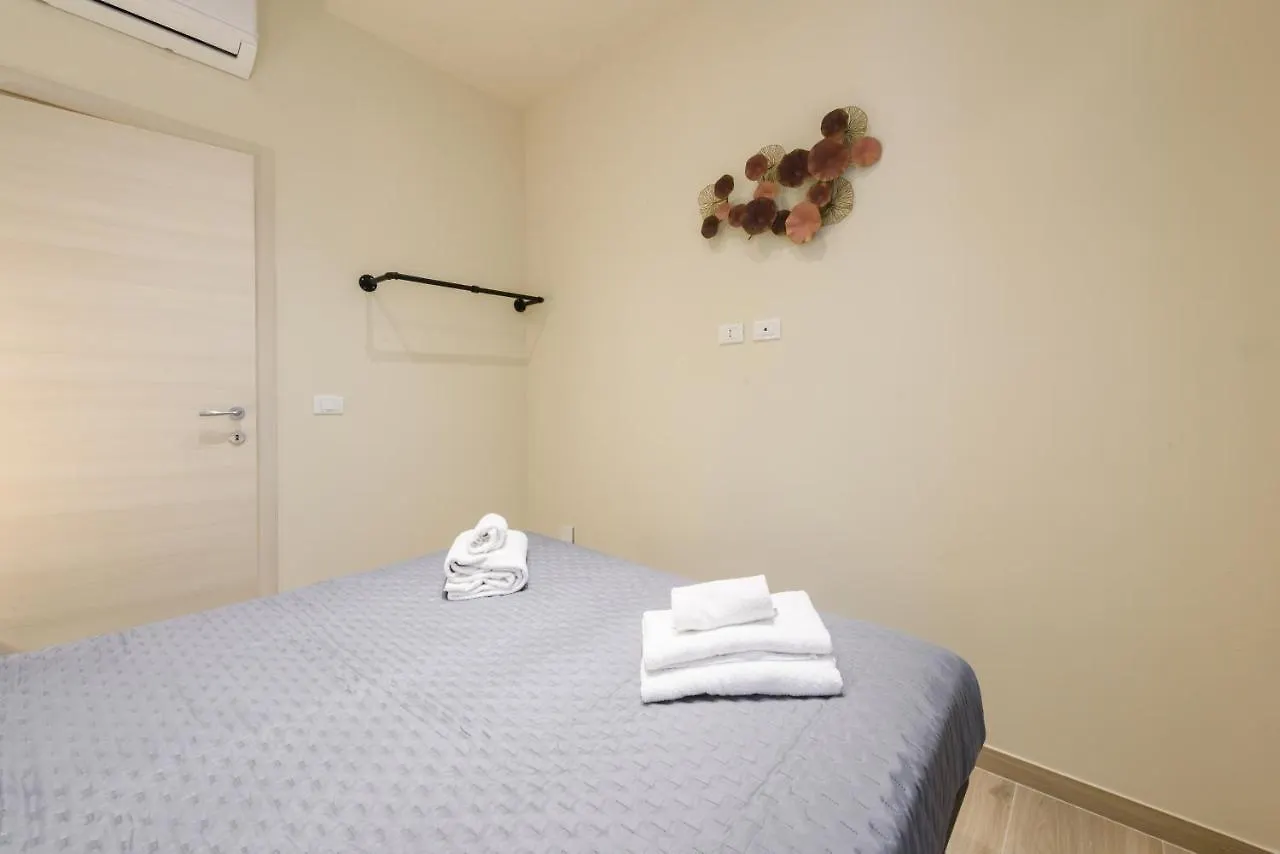Tripoli By Mmega Apartman Firenze